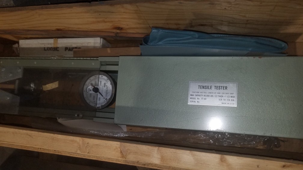 Auction Photo