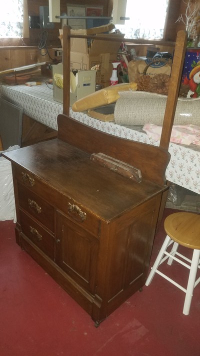 Auction Photo