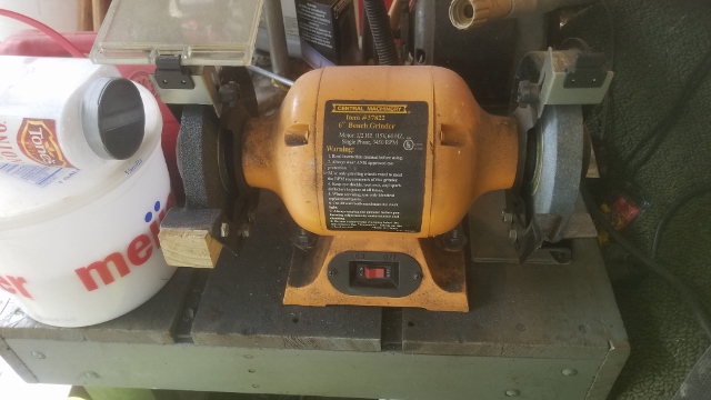 Auction Photo