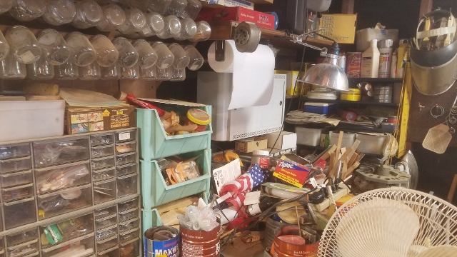 Auction Photo