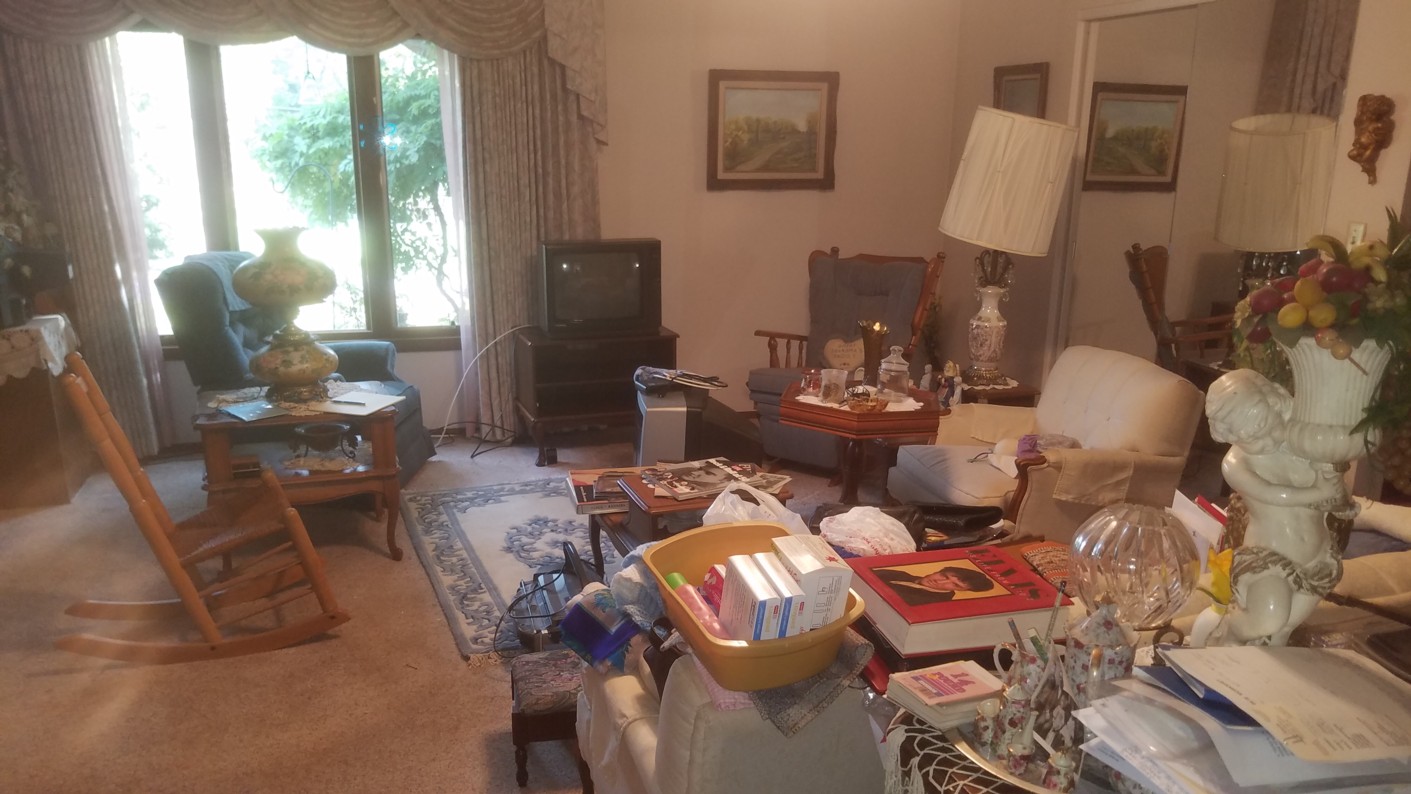 Auction Photo