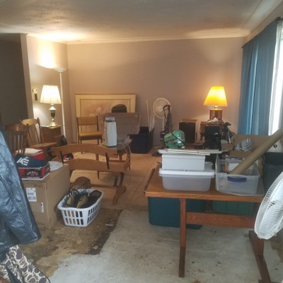 Auction Photo