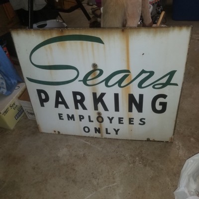 Auction Photo