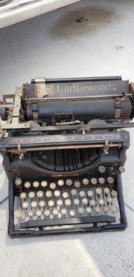 Auction Photo
