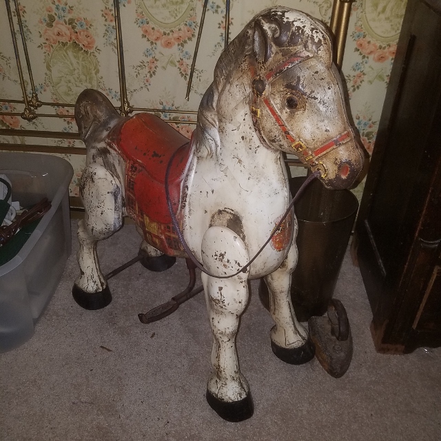 Auction Photo