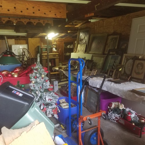 Auction Photo