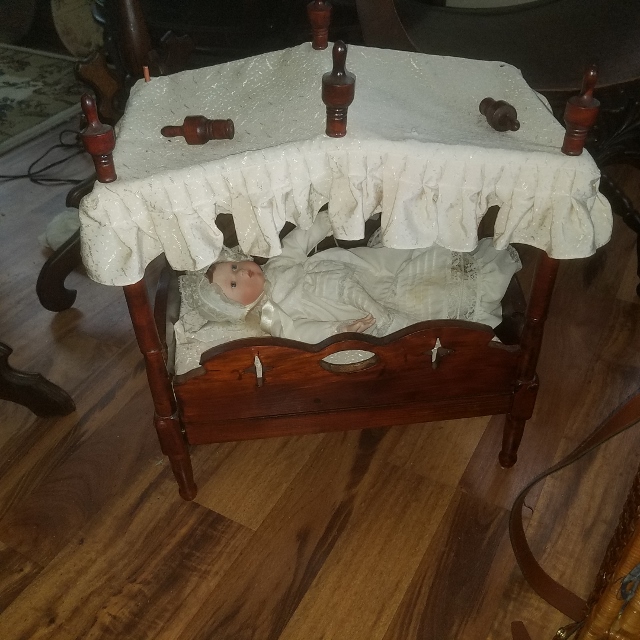 Auction Photo