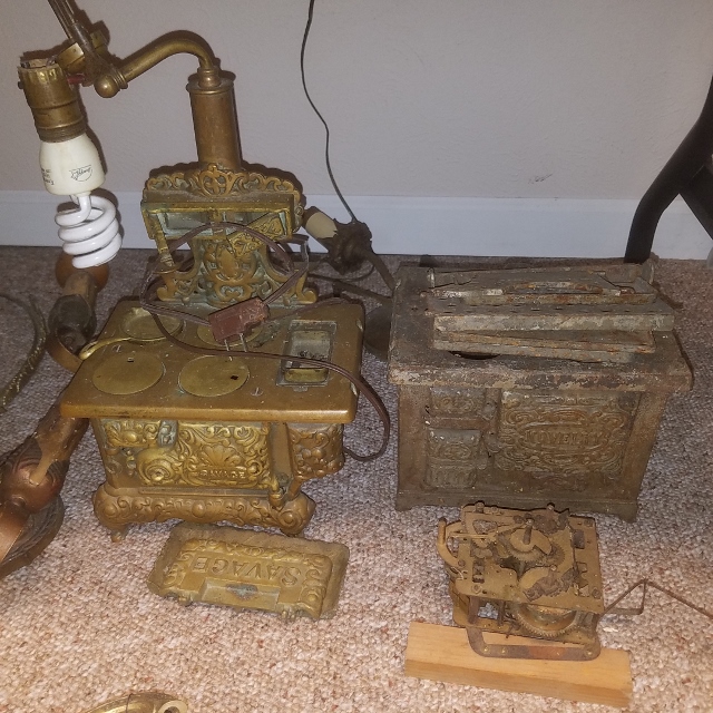Auction Photo