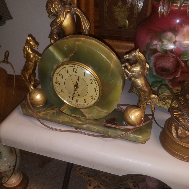 Auction Photo
