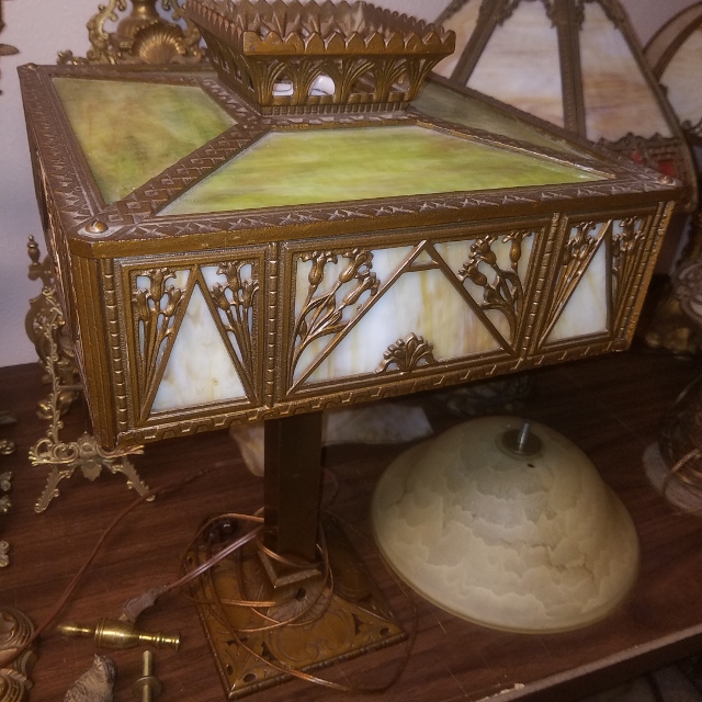 Auction Photo