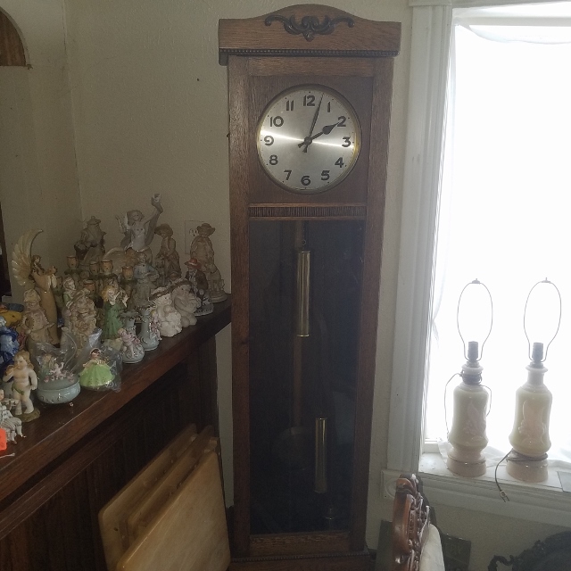 Auction Photo