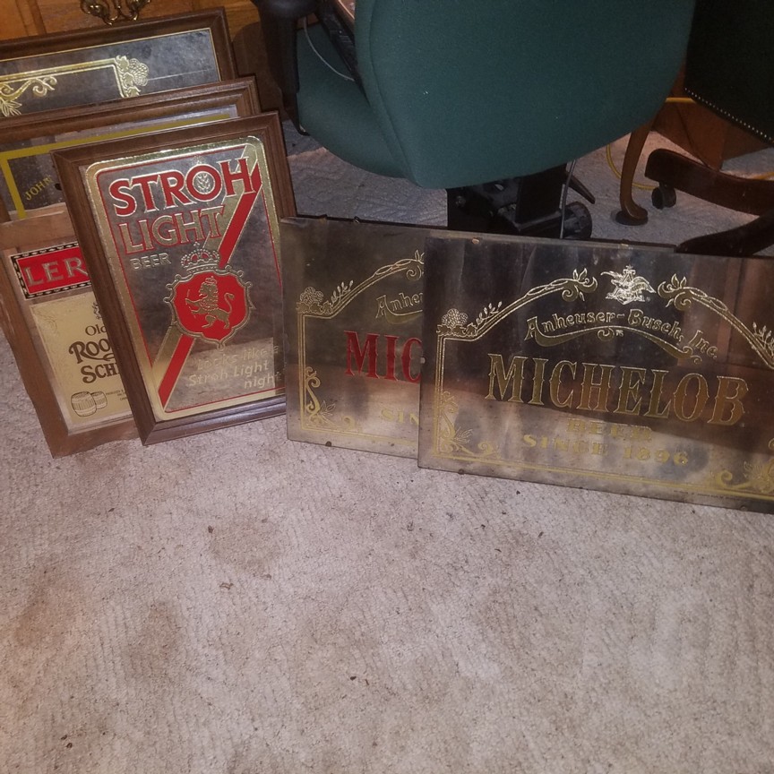 Auction Photo