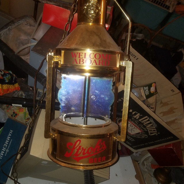 Auction Photo