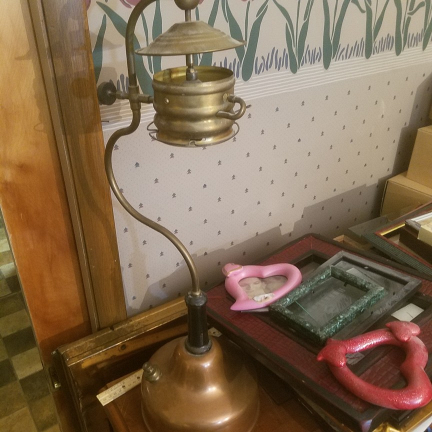 Auction Photo