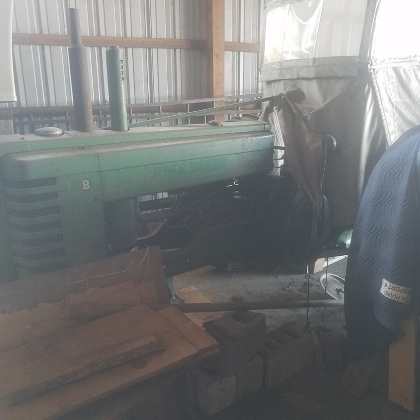 Auction Photo