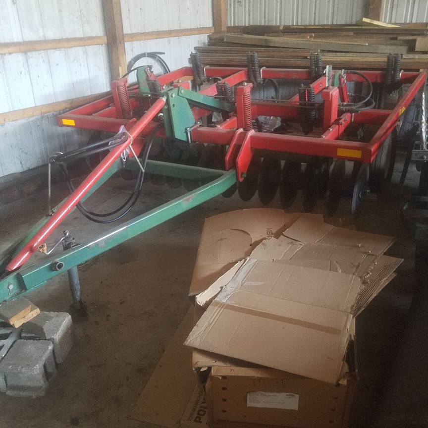 Auction Photo