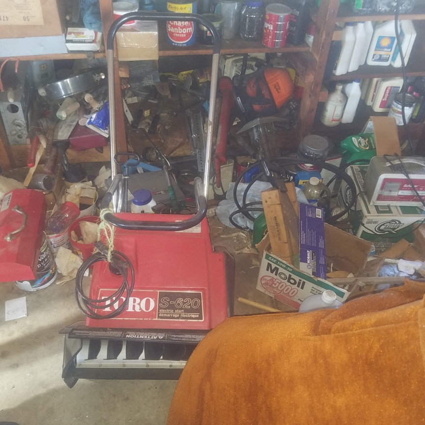 Auction Photo