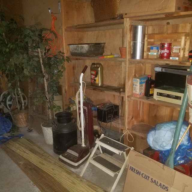 Auction Photo