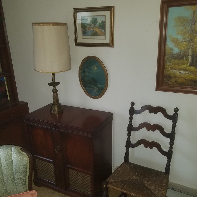 Auction Photo