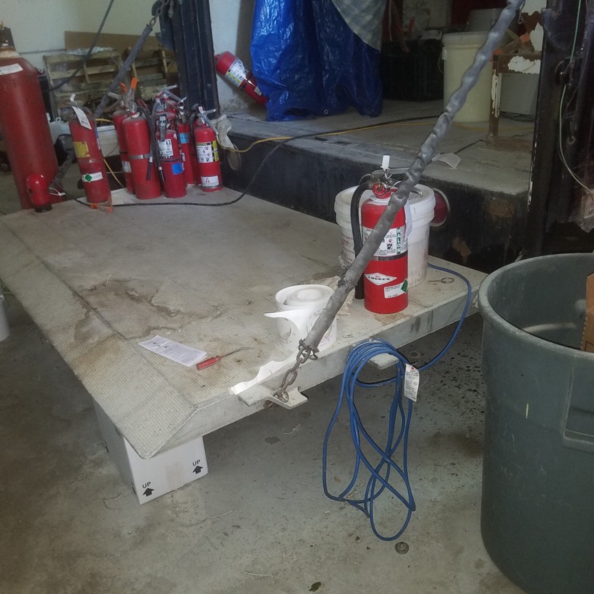 Auction Photo