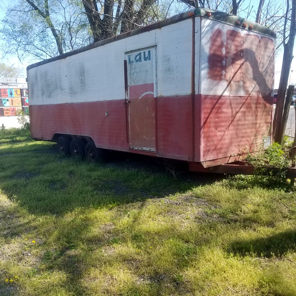 Auction Photo