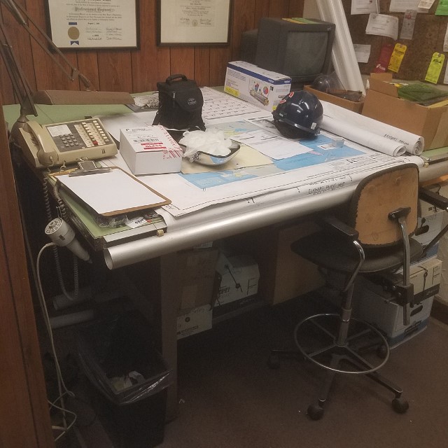 Auction Photo
