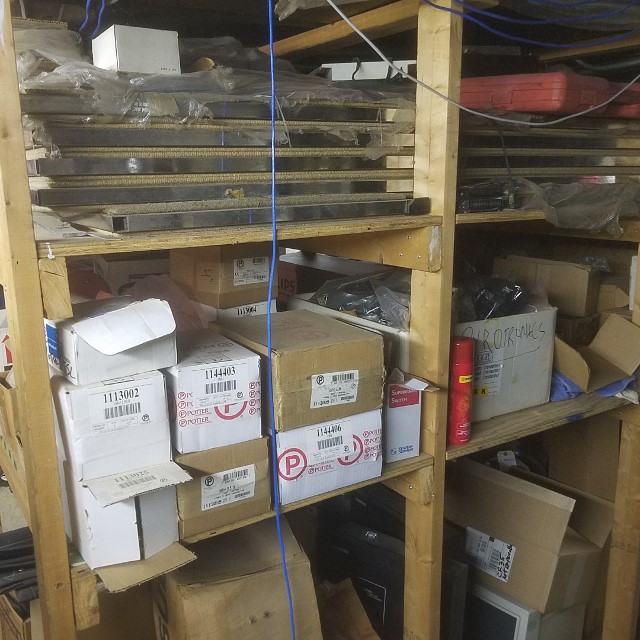 Auction Photo