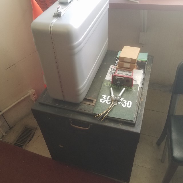 Auction Photo