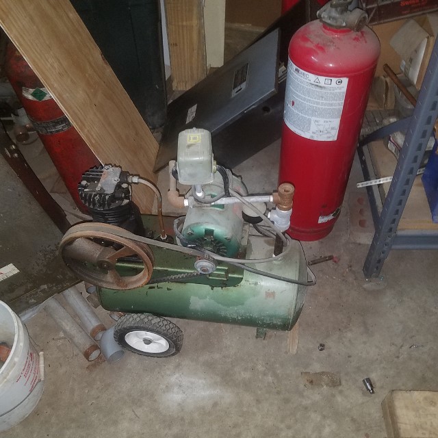 Auction Photo