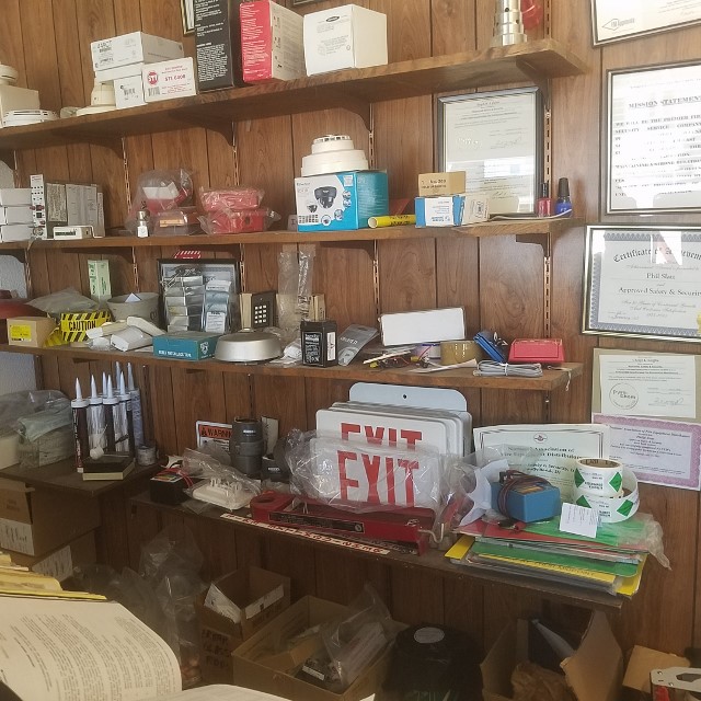 Auction Photo
