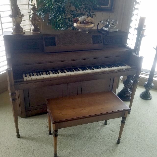 Auction Photo