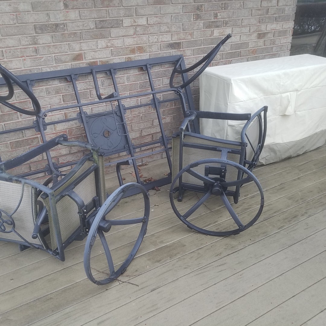 Auction Photo