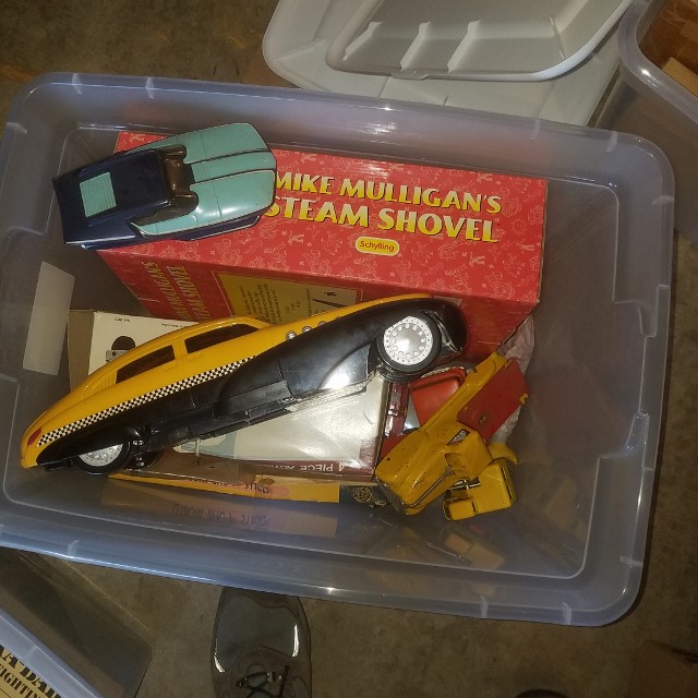 Auction Photo