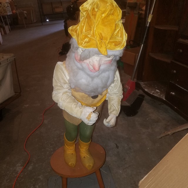 Auction Photo