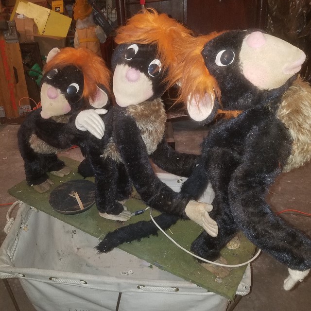Auction Photo