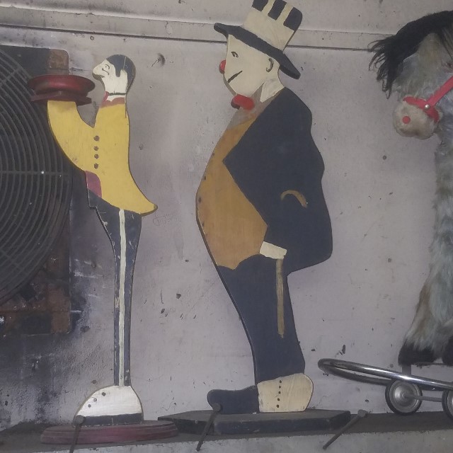 Auction Photo