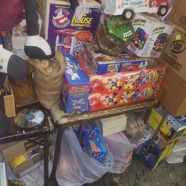 Auction Photo