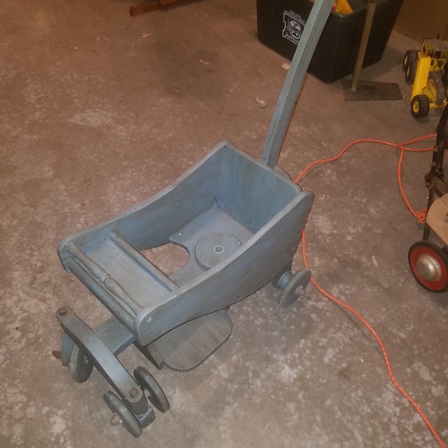 Auction Photo