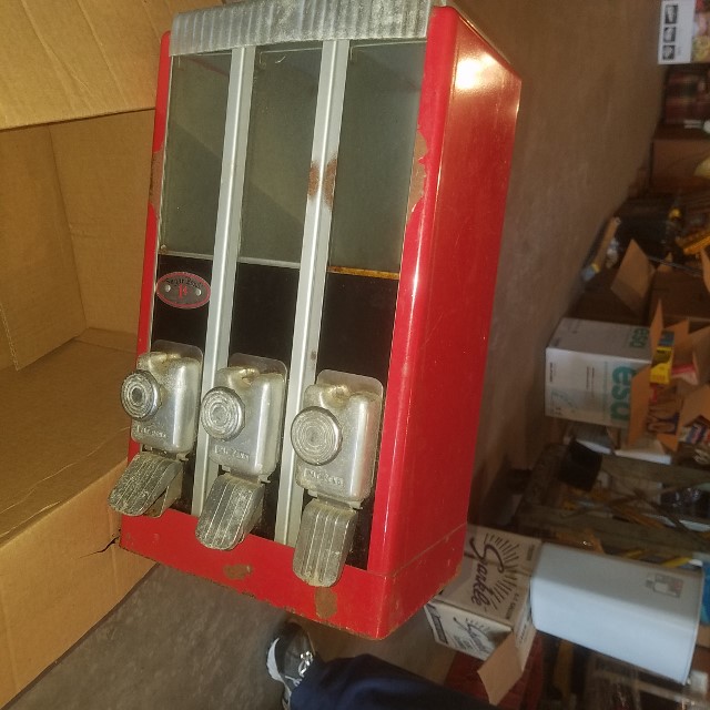 Auction Photo