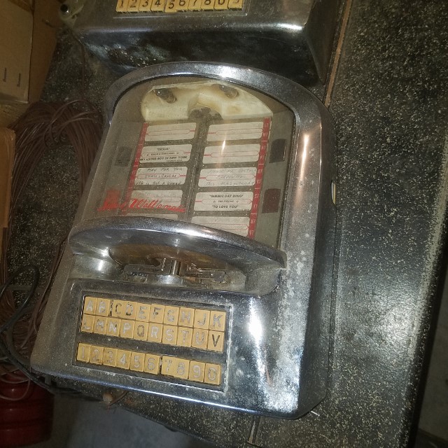 Auction Photo
