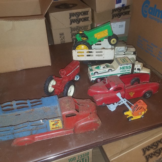 Auction Photo