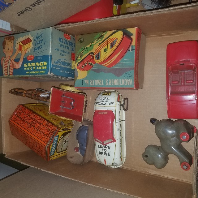 Auction Photo
