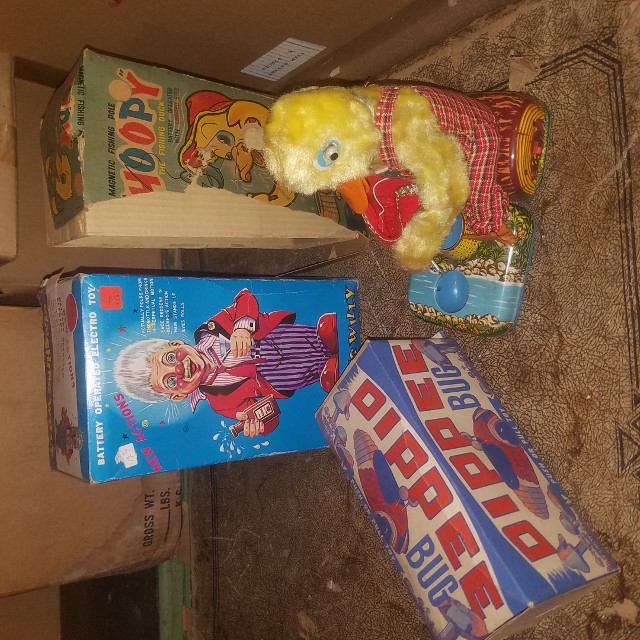 Auction Photo