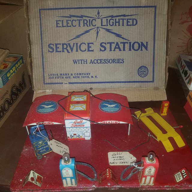 Auction Photo