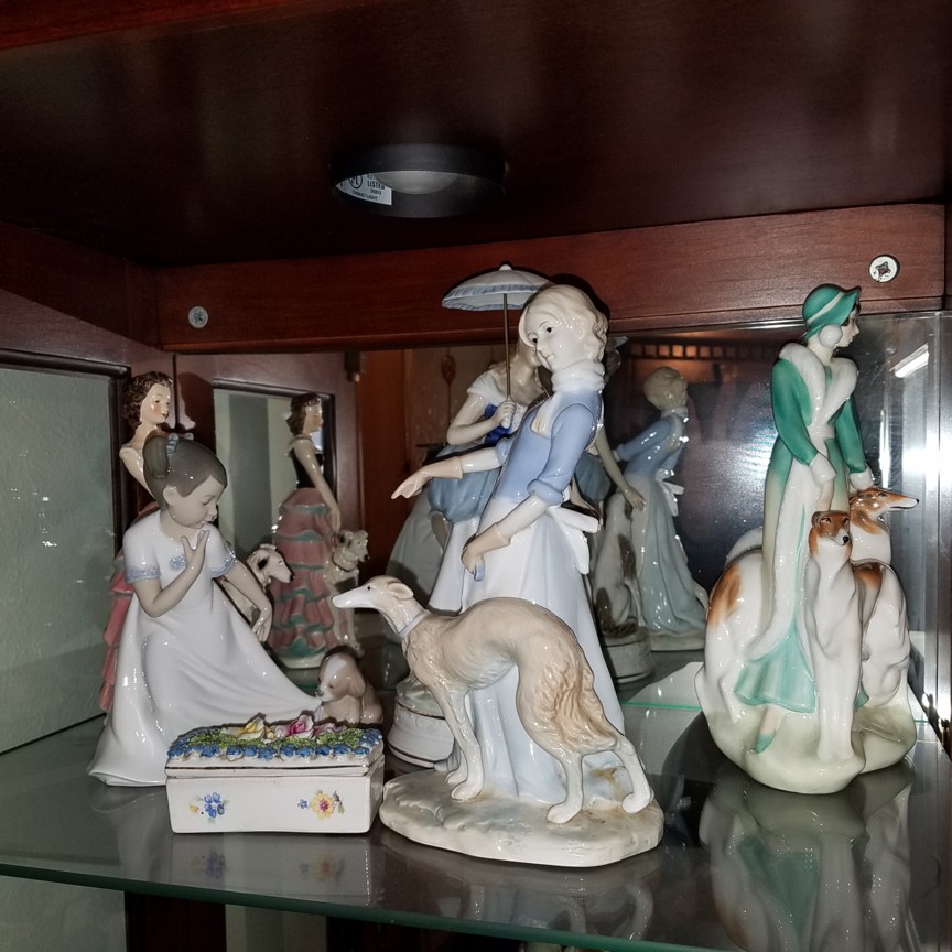 Auction Photo