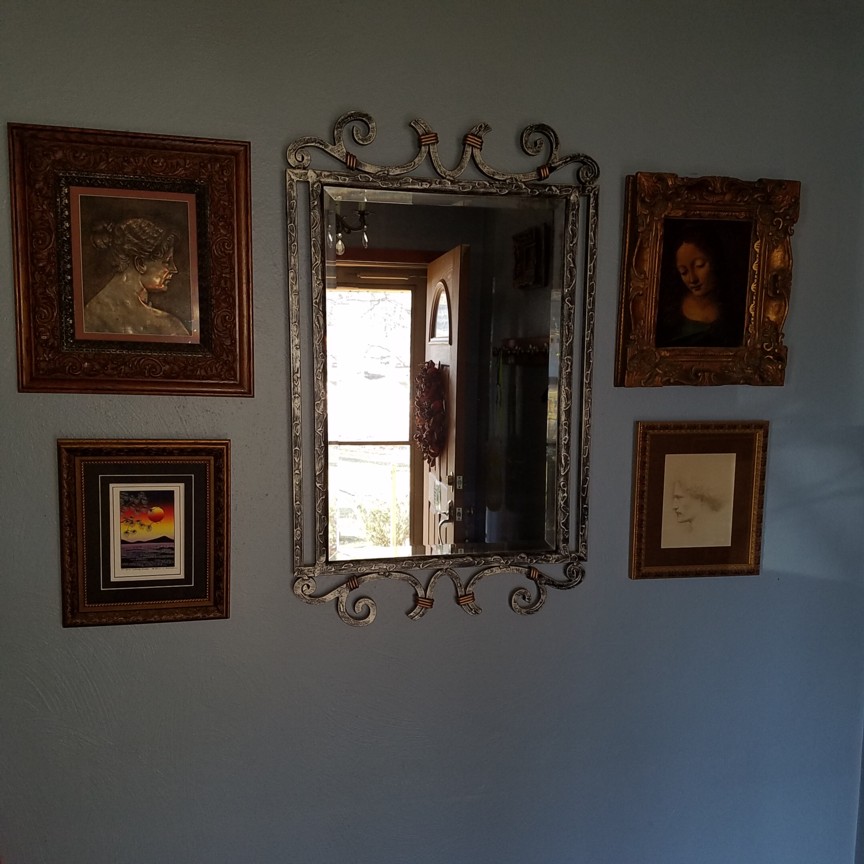 Auction Photo