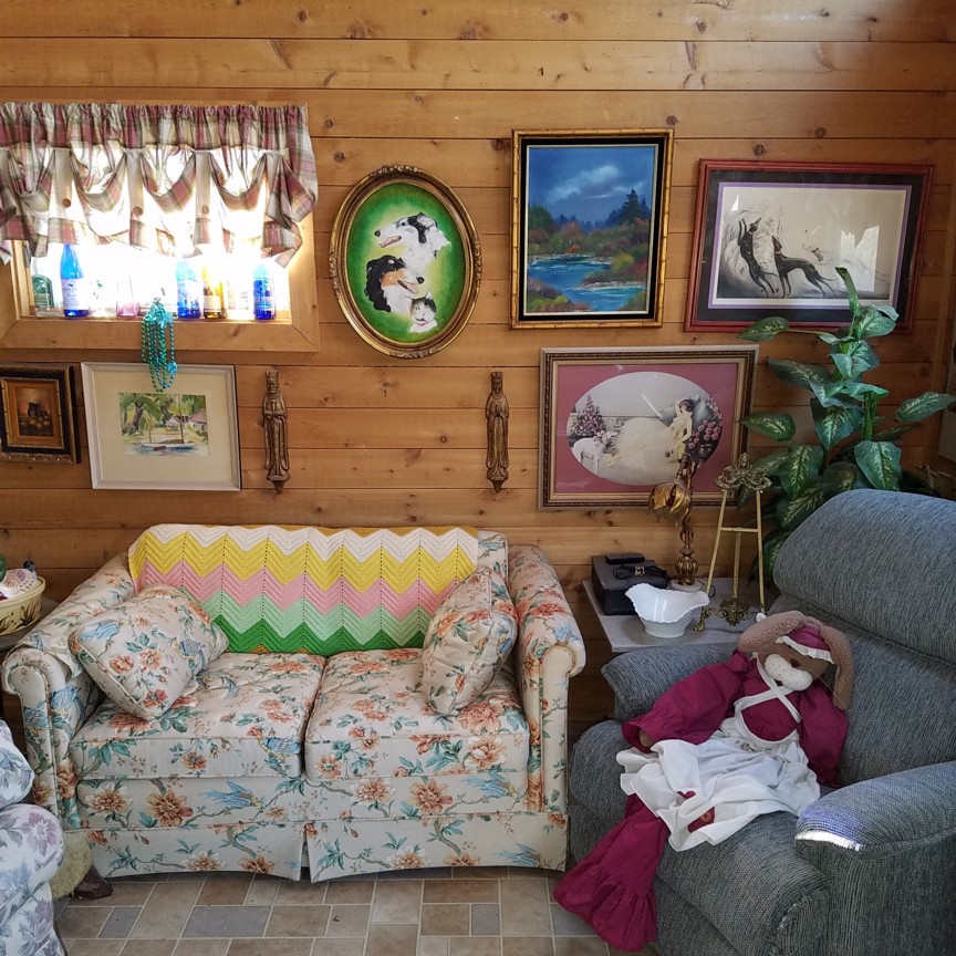 Auction Photo