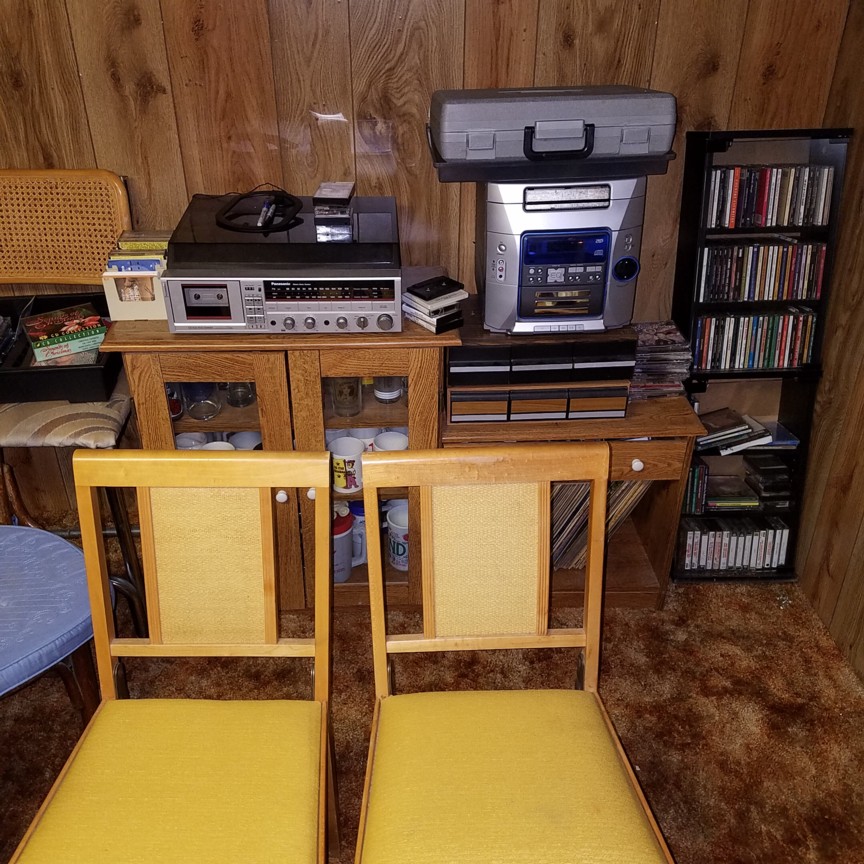 Auction Photo