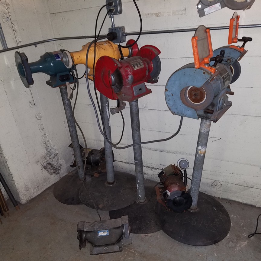 Auction Photo