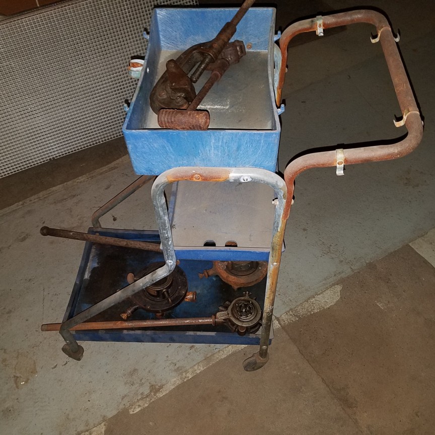 Auction Photo